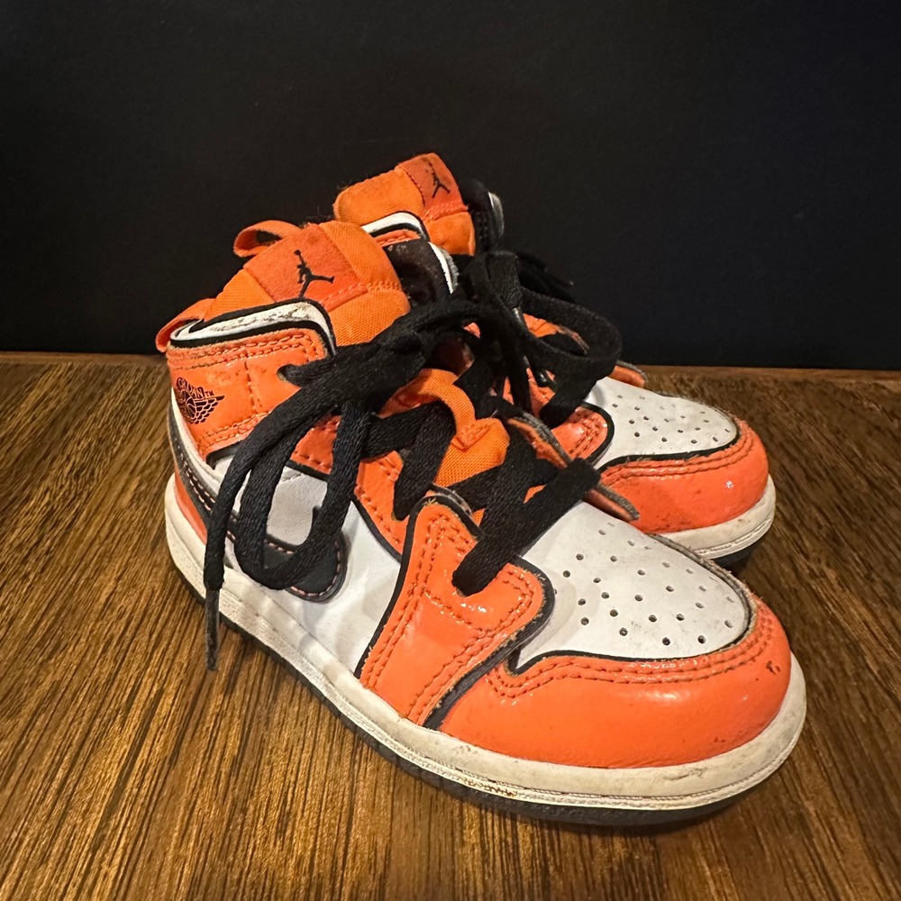 Jordan 1 Mid SE Turf Orange Toddler Sneakers Size 7C